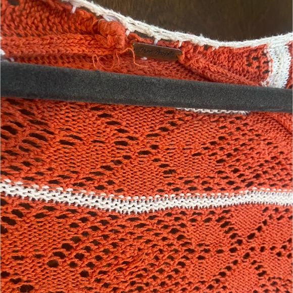 Free people pumpkin spice orange and white knot sweater. One size. Fits like 1x - Picture 3 of 6